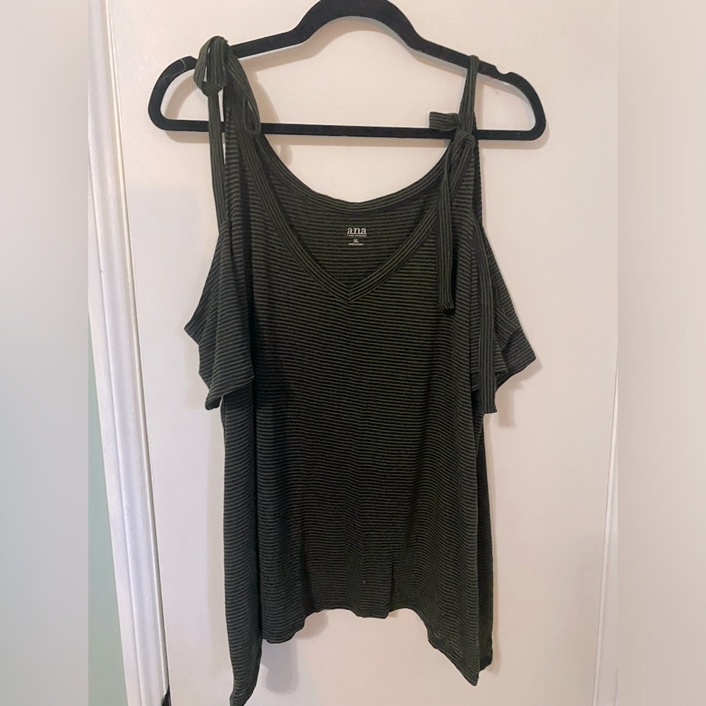 Tie straps cute top XL